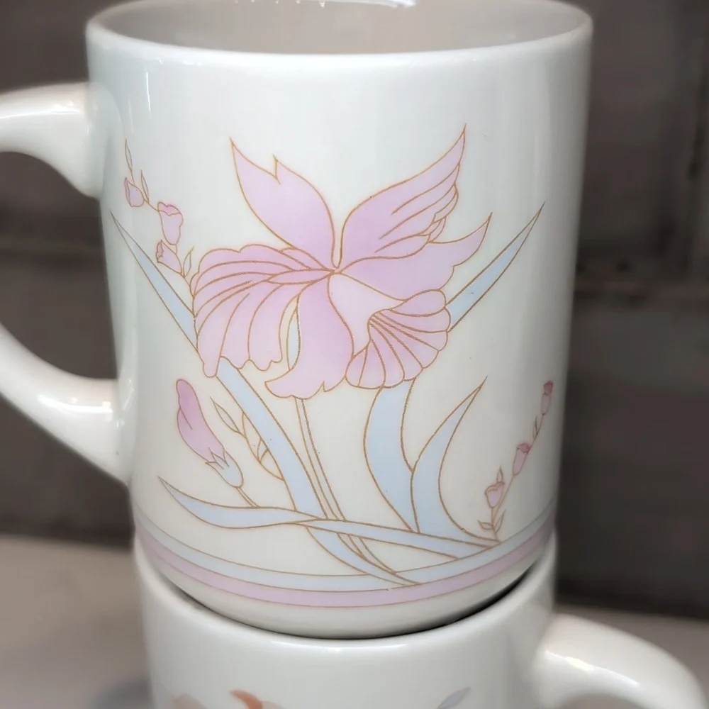 Vintage Finest Ceramics Floral mug set - Picture 8 of 8